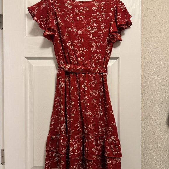 Red Floral Dress with Ruffle Sleeves - Picture 4 of 4